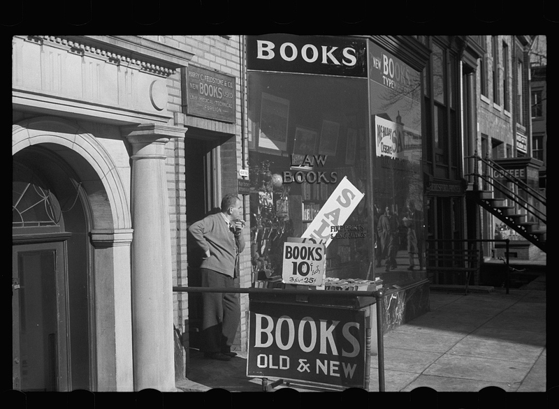 Illustration for article titled Bookstores